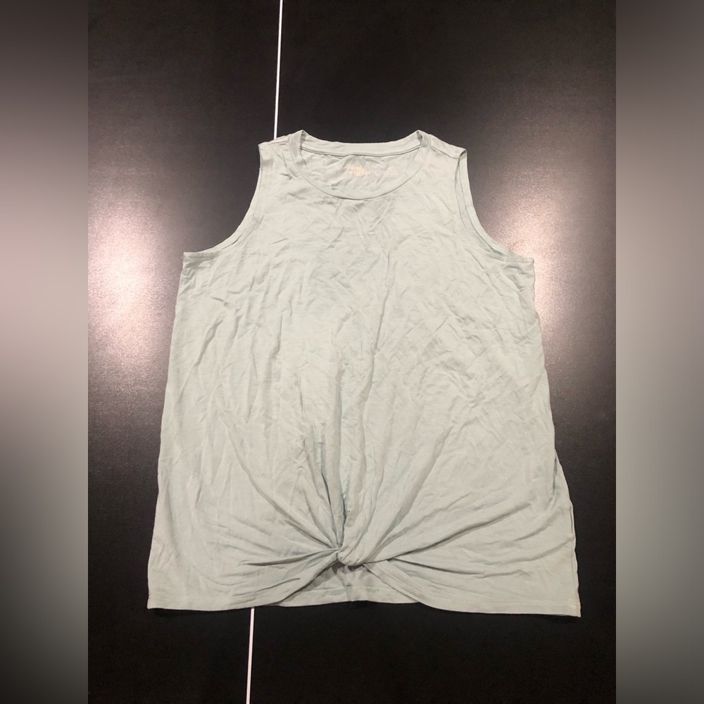 Lightweight twist tank top